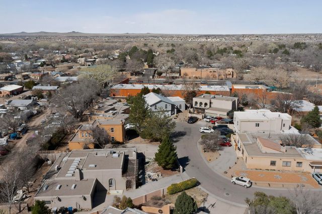 4000 Amy Kay Court NW, Albuquerque, NM 87107