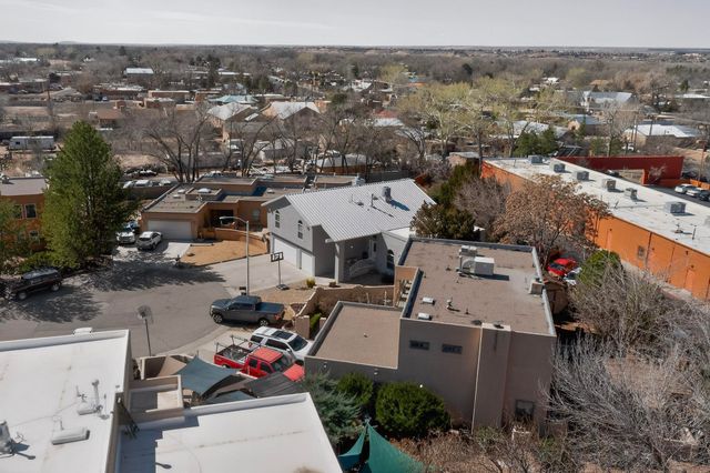 4000 Amy Kay Court NW, Albuquerque, NM 87107