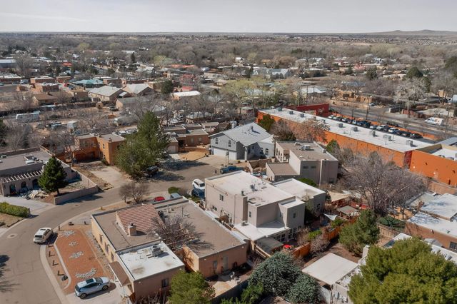 4000 Amy Kay Court NW, Albuquerque, NM 87107