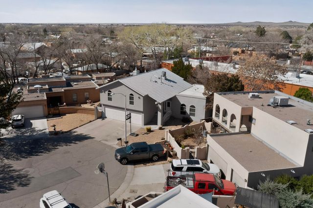 4000 Amy Kay Court NW, Albuquerque, NM 87107