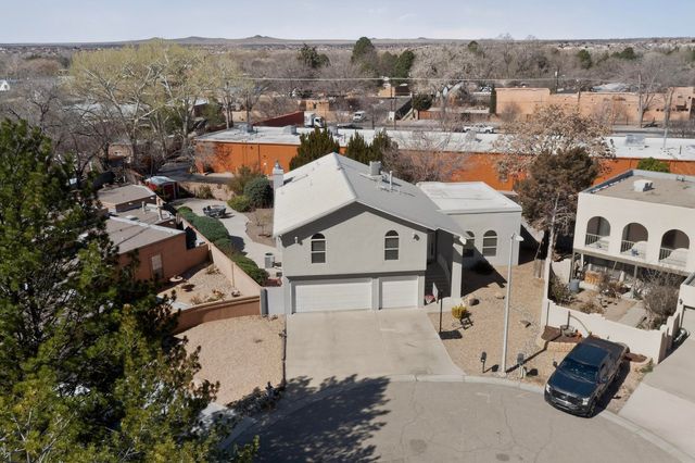 4000 Amy Kay Court NW, Albuquerque, NM 87107