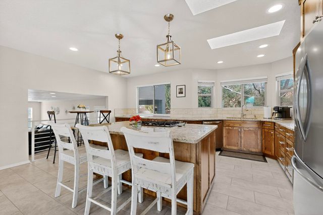 4000 Amy Kay Court NW, Albuquerque, NM 87107