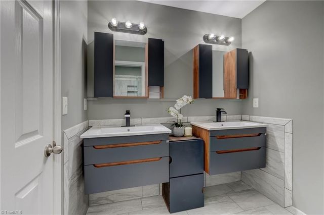 3530 Sagedale Court, High Point, NC 27265