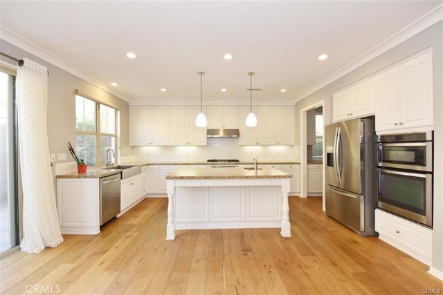 237 Wyndover, Irvine, CA 92620