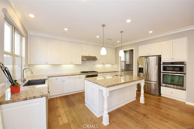 237 Wyndover, Irvine, CA 92620