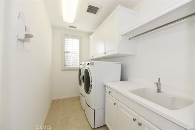 237 Wyndover, Irvine, CA 92620