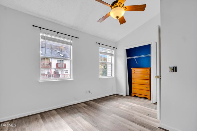 2931 Broad Street Apt 143, Bristol, TN 37620