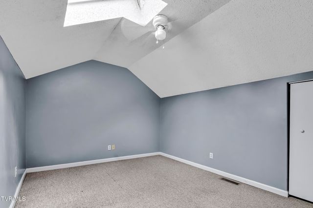 2931 Broad Street Apt 143, Bristol, TN 37620