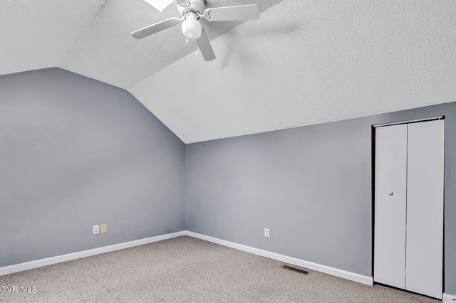 2931 Broad Street Apt 143, Bristol, TN 37620