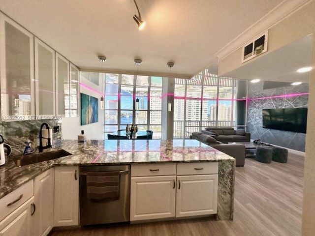 2017 S Ocean Dr 1107, Hallandale Beach, FL 33009