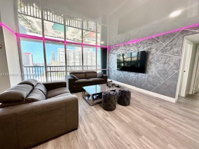 2017 S Ocean Dr 1107, Hallandale Beach, FL 33009