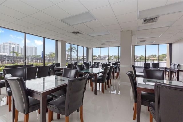 2017 S Ocean Dr 1107, Hallandale Beach, FL 33009