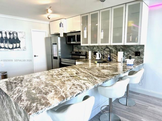 2017 S Ocean Dr 1107, Hallandale Beach, FL 33009