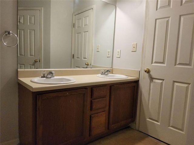 4694 Ernest Drive, Forest Park, GA 30297