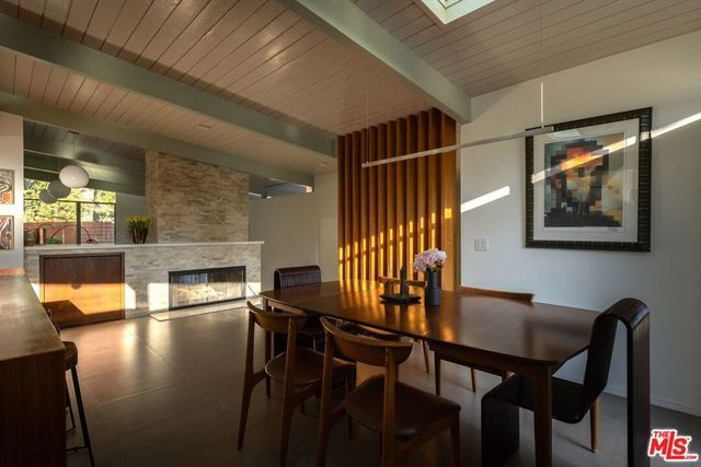 2035 Skyview Drive, Altadena, CA 91001