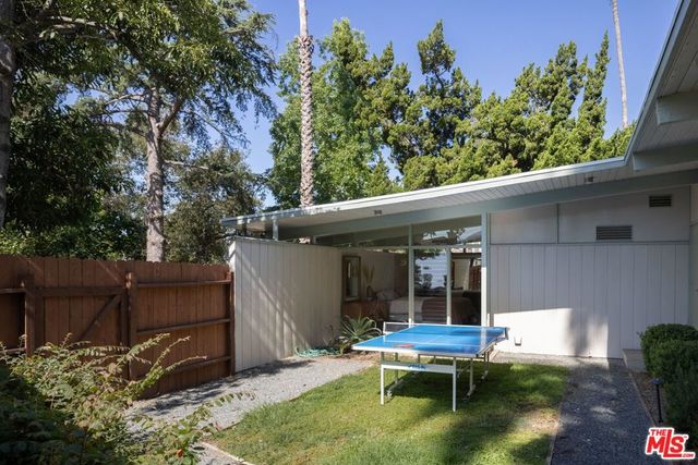 2035 Skyview Drive, Altadena, CA 91001