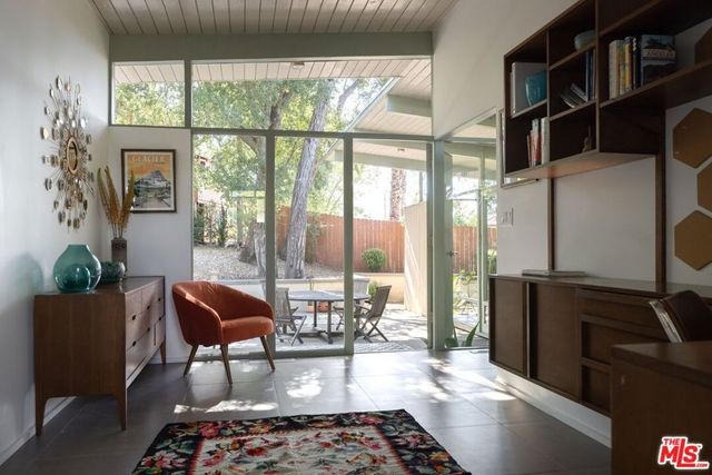 2035 Skyview Drive, Altadena, CA 91001