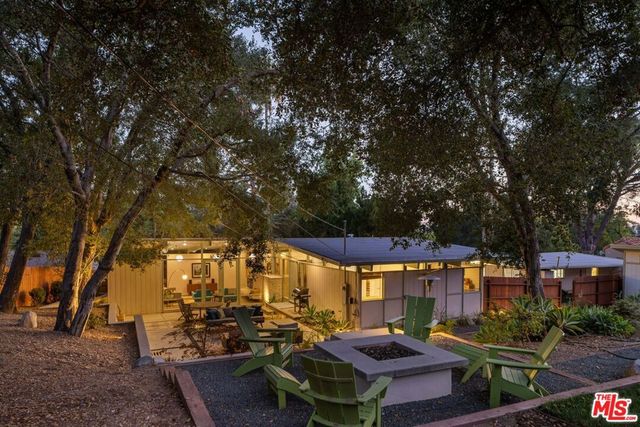 2035 Skyview Drive, Altadena, CA 91001