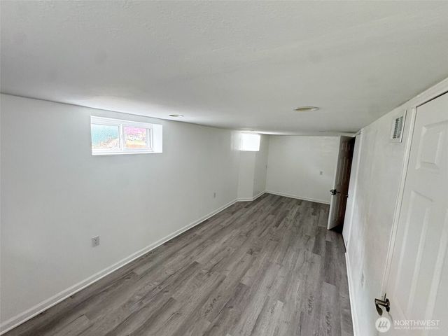 215 J Street SE, Auburn, WA 98002