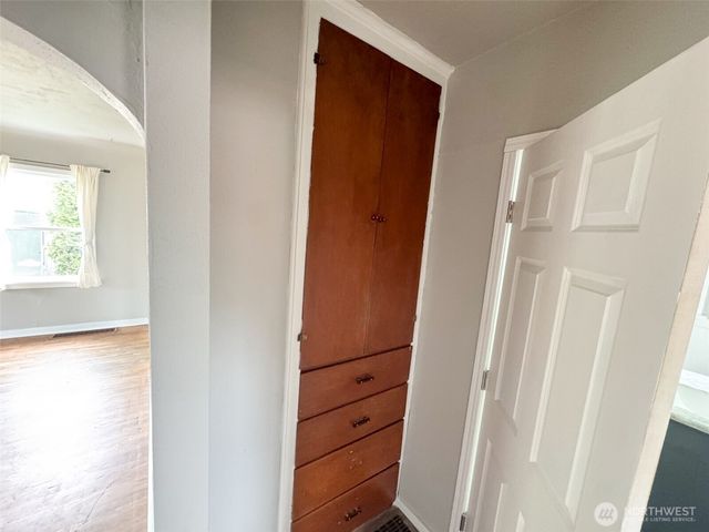 215 J Street SE, Auburn, WA 98002