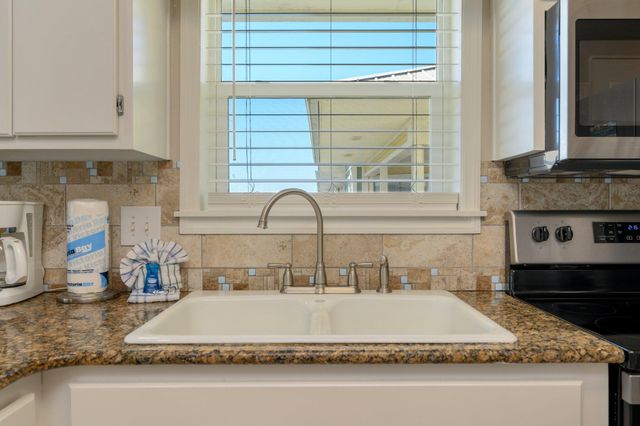 1006 Highway 98, 431, Destin, FL 32541