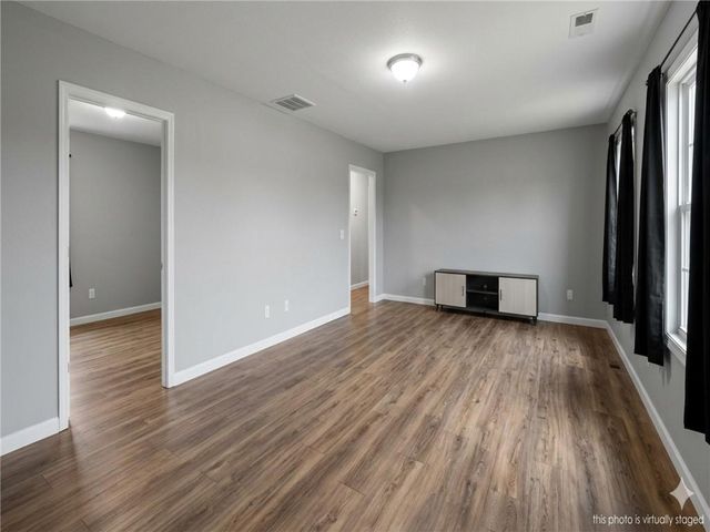 7602 Roswell Drive, Kansas City, KS 66109