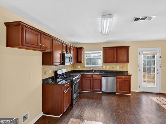 1004 Baltic Way, Lithonia, GA 30058