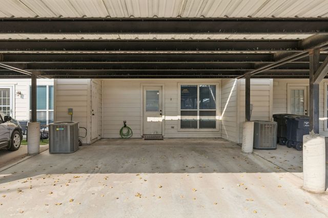 5724 Giddyup Lane, Fort Worth, TX 76179