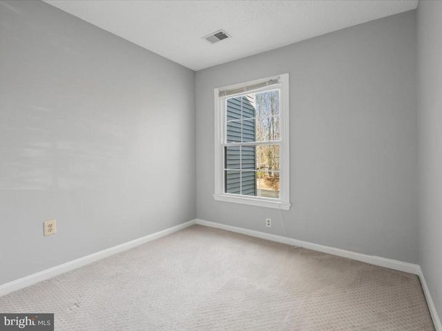 11553 HILL MEADE LN, Woodbridge, VA 22192