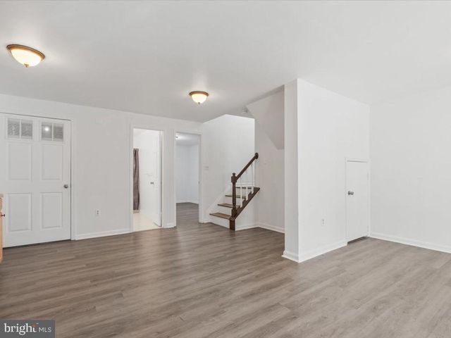 11553 HILL MEADE LN, Woodbridge, VA 22192