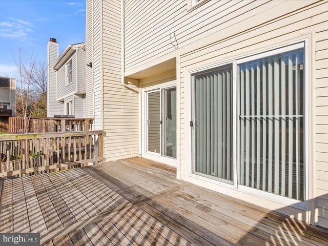 11553 HILL MEADE LN, Woodbridge, VA 22192