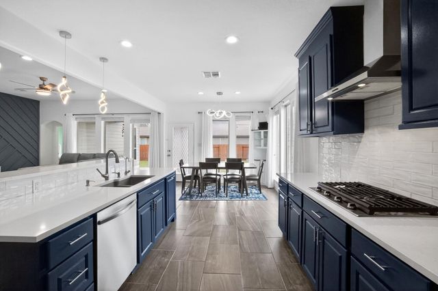 400 Cortona LN, Georgetown, TX 78628