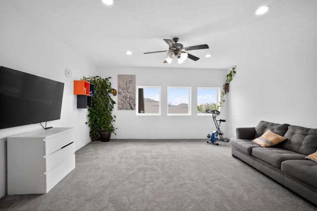 400 Cortona LN, Georgetown, TX 78628