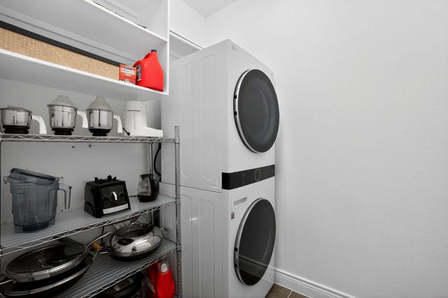 400 Cortona LN, Georgetown, TX 78628