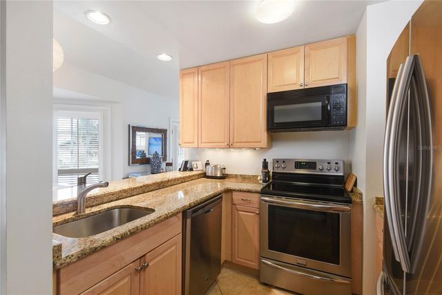 1306 S PENNSYLVANIA AVENUE 5, Winter Park, FL 32789