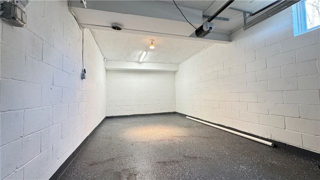 140 Orchard Dr, Penn Hills, PA 15235