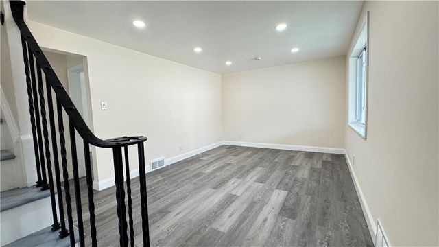 140 Orchard Dr, Penn Hills, PA 15235