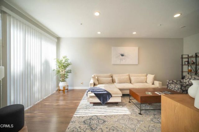 4006 Brindisi Place, Moorpark, CA 93021