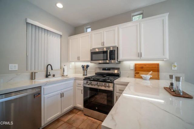 4006 Brindisi Place, Moorpark, CA 93021