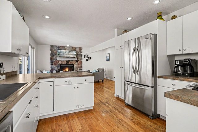 6479 Lakeshore Avenue, West Olive, MI 49460