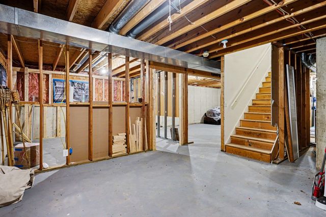 6479 Lakeshore Avenue, West Olive, MI 49460