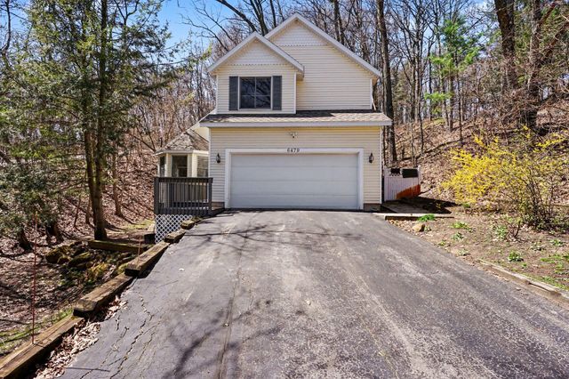 6479 Lakeshore Avenue, West Olive, MI 49460