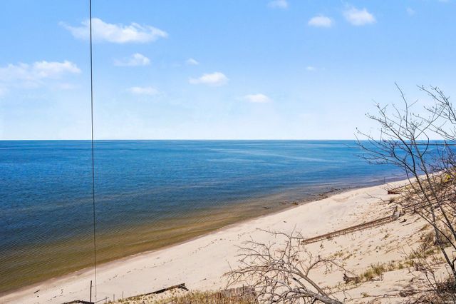 6479 Lakeshore Avenue, West Olive, MI 49460