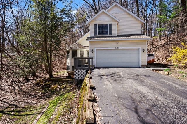 6479 Lakeshore Avenue, West Olive, MI 49460