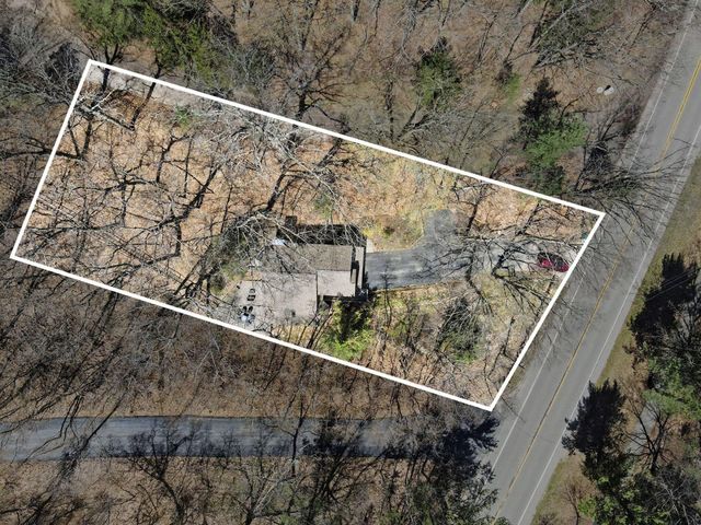 6479 Lakeshore Avenue, West Olive, MI 49460