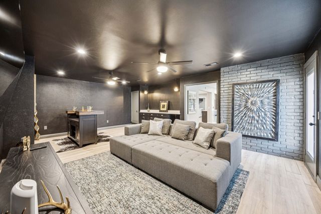 2833 Meadowbrook Drive, Plano, TX 75075