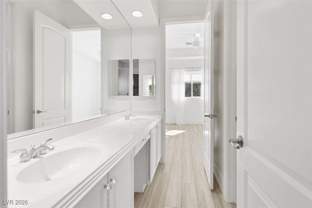 271 East Shelbourne Avenue, Las Vegas, NV 89123