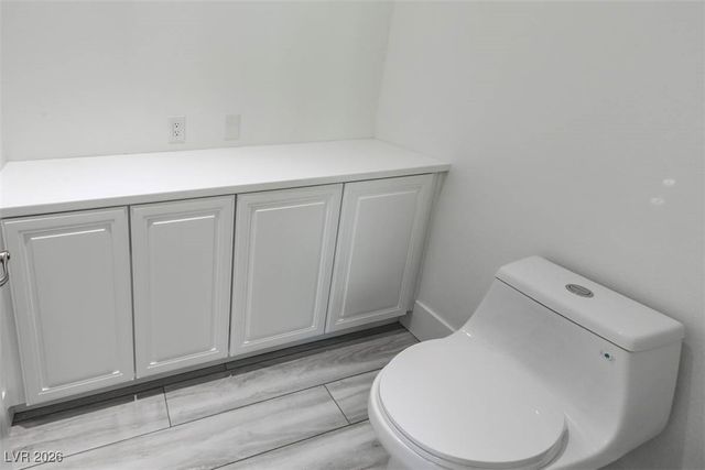 271 East Shelbourne Avenue, Las Vegas, NV 89123