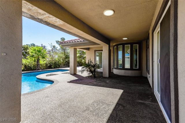 271 East Shelbourne Avenue, Las Vegas, NV 89123