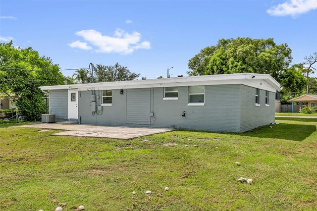 7013 COCOS DRIVE, Orlando, FL 32807